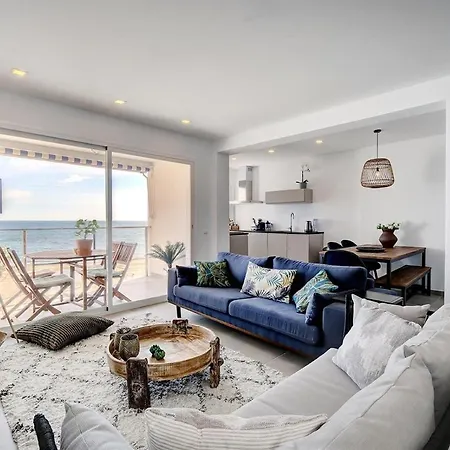 Boulevard Renovated Iberia شقة إِستيبونا